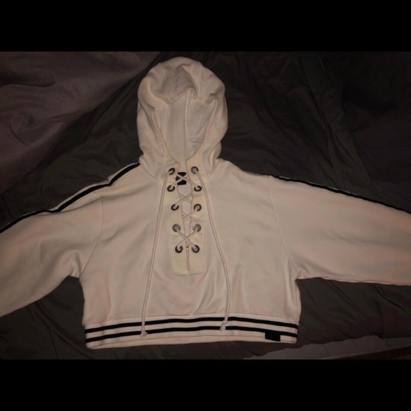 LIMITED EDITION RIHANNA FENTY - Picture 6 of 6